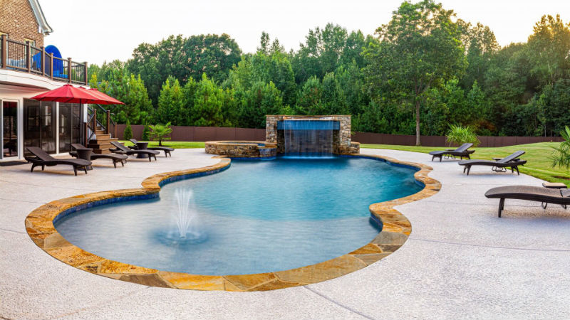 How to Tell if Swimming Pool Liner Replacement in Peachtree City GA is Needed