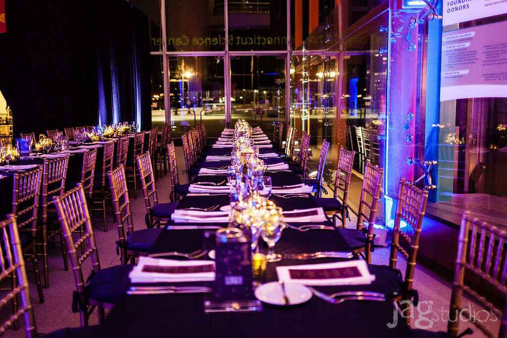 Why It Is Necessary to Hire a Party Planner for Your Special Event