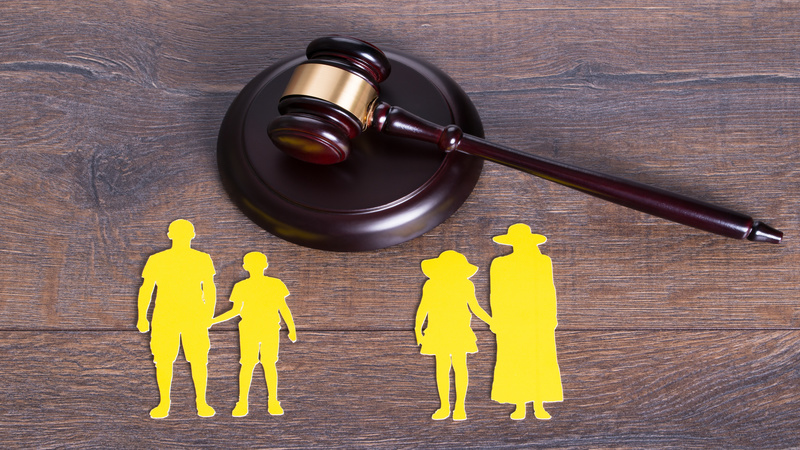 When to Consider Contacting Divorce Lawyers in Middlesex County