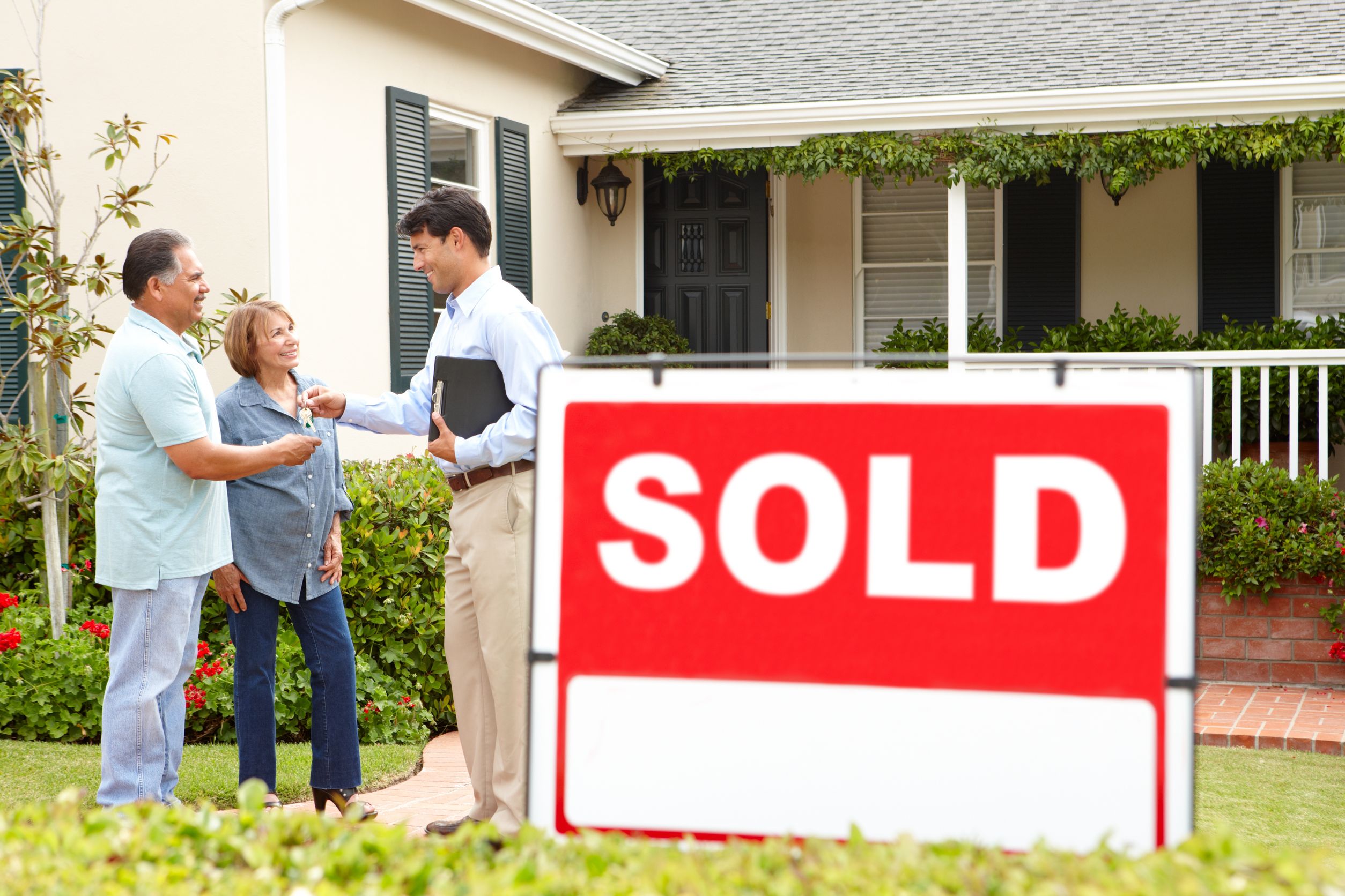 Five Reasons to Sell Your House to a Cash Home-Buying Company