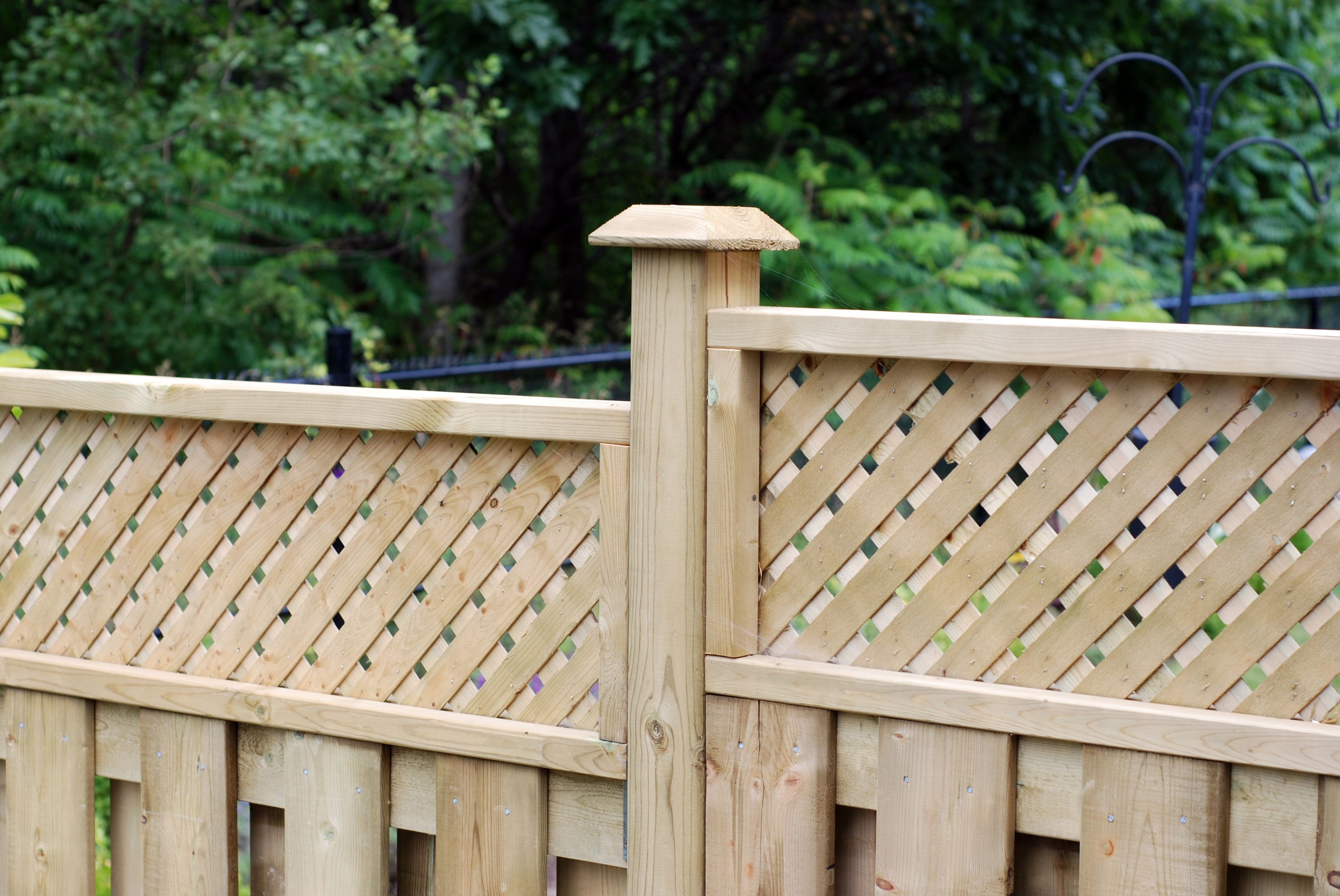 Here’s Why a Salem Split Rail Fence is More Versatile Than You Think