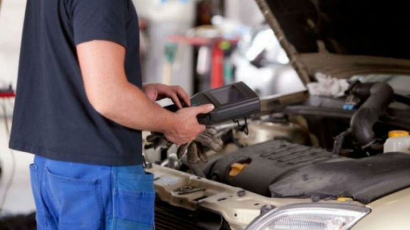 Using an Experienced Auto Shop in Goodyear, AZ, Can Be Highly Cost-Effective