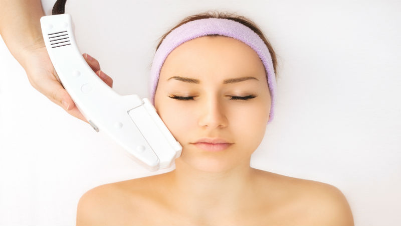 3 Reasons Why You Should Consider Cold Laser Treatment in Lancaster, CA