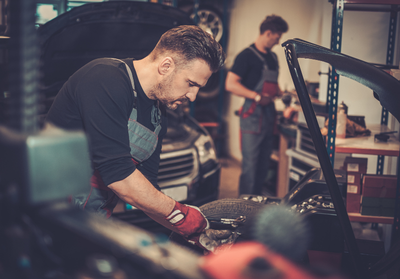 Tips to Consider When Hiring a Chicago Auto Mechanic
